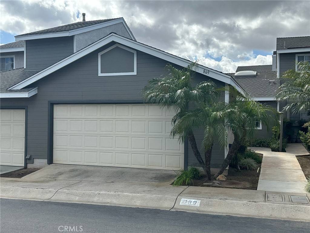 Corona, CA 92882,869 Encino PL