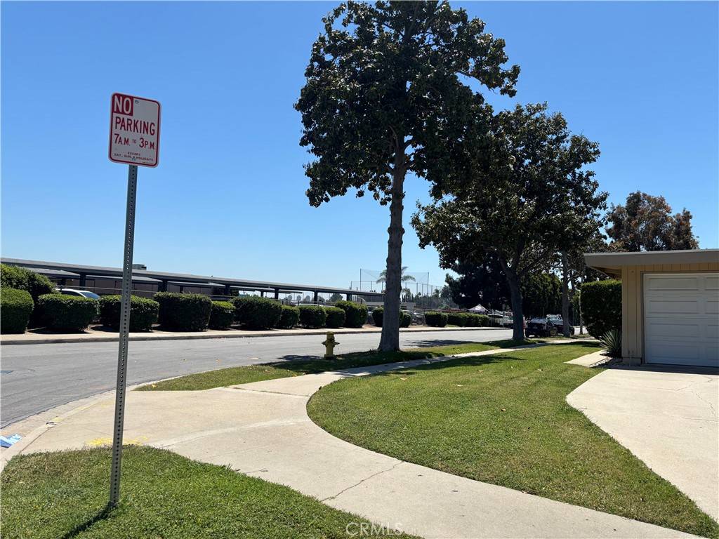 Fullerton, CA 92831,2032 E Fern DR