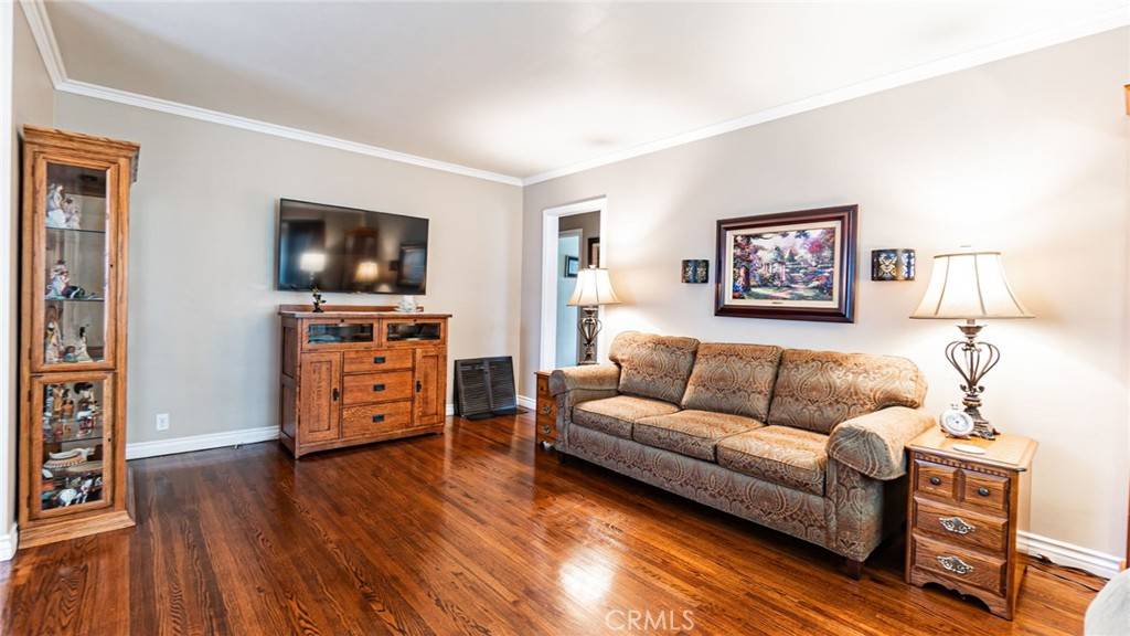 Arcadia, CA 91006,5666 Garypark AVE