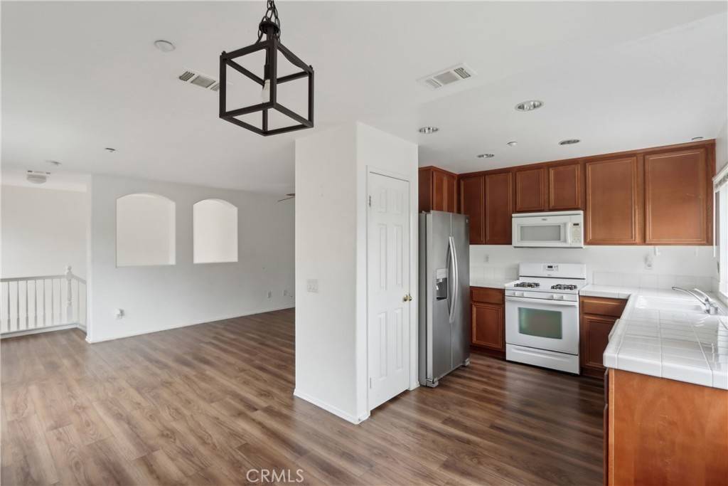 Moreno Valley, CA 92551,25866 Iris AVE #A