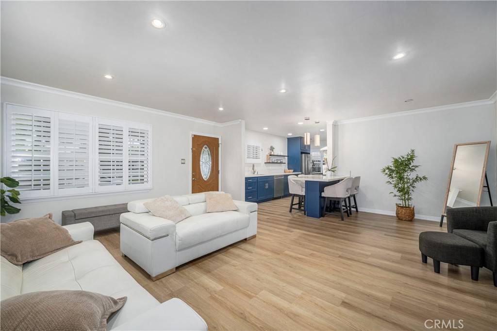 Long Beach, CA 90805,150 W Scott ST