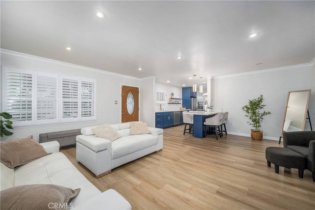Long Beach, CA 90805,150 W Scott ST