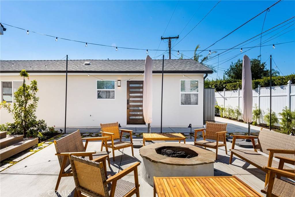 Montebello, CA 90640,629 N Victoria AVE