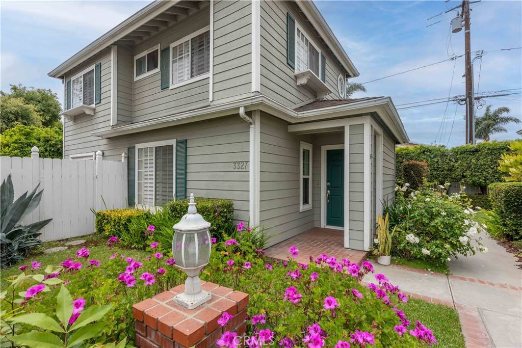 Signal Hill, CA 90755,3327 California AVE