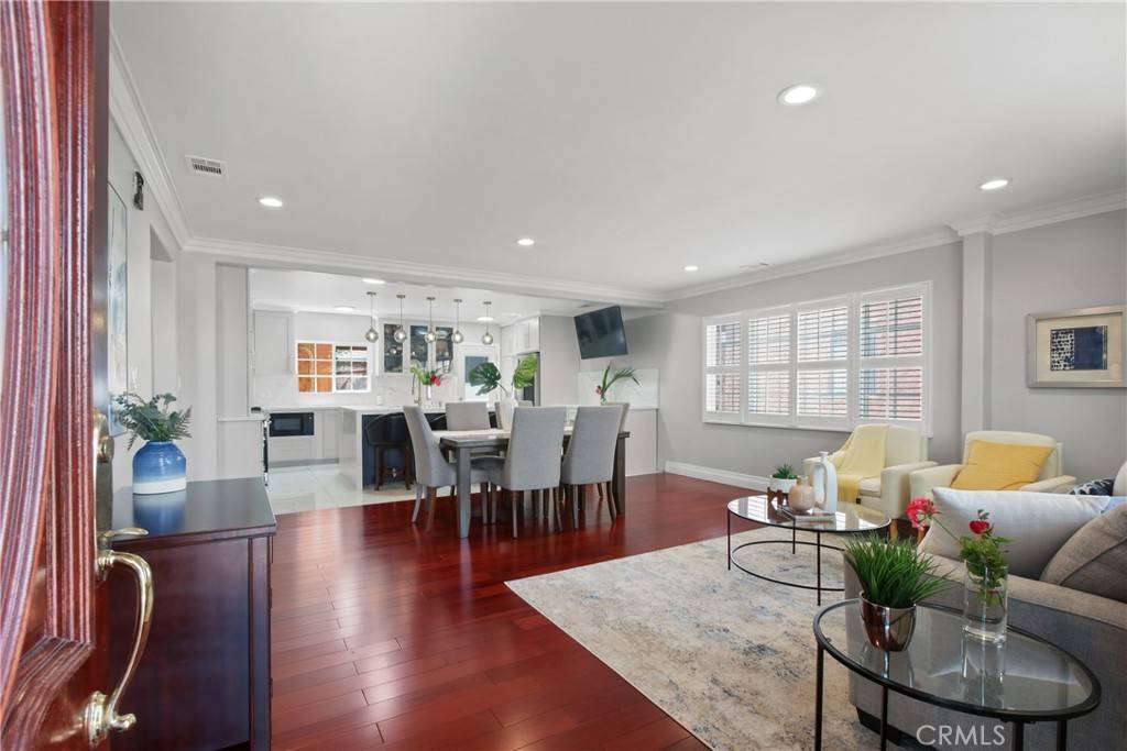 Long Beach, CA 90815,3950 E De Ora WAY