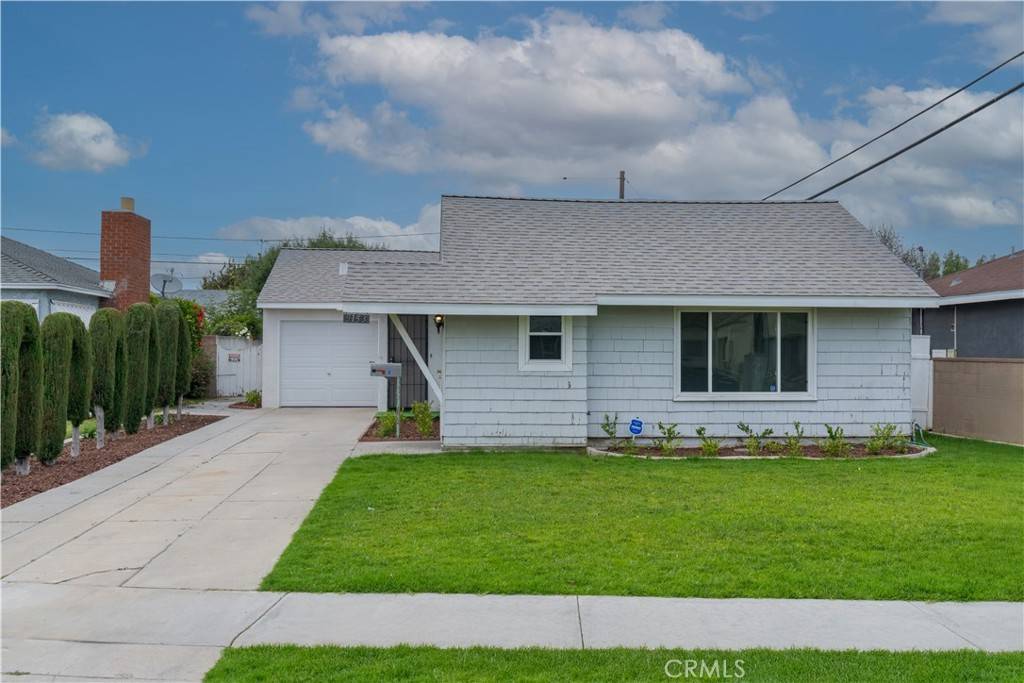 Bellflower, CA 90706,9153 Mayne ST