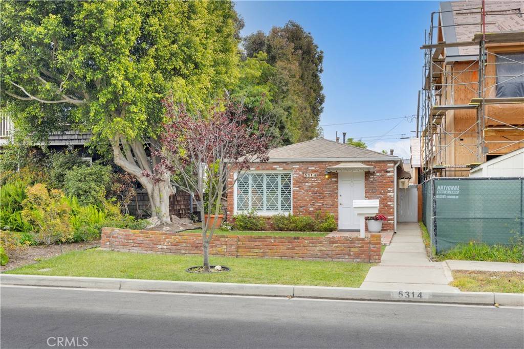 Long Beach, CA 90814,5314 E 4th ST