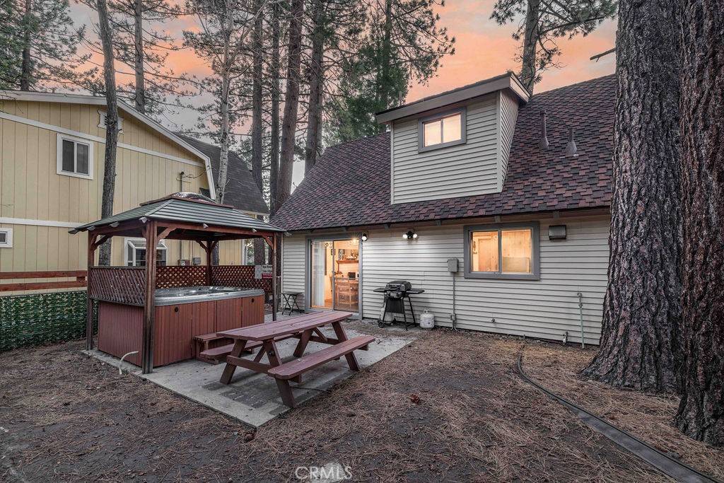 Big Bear Lake, CA 92315,42759 Peregrine AVE