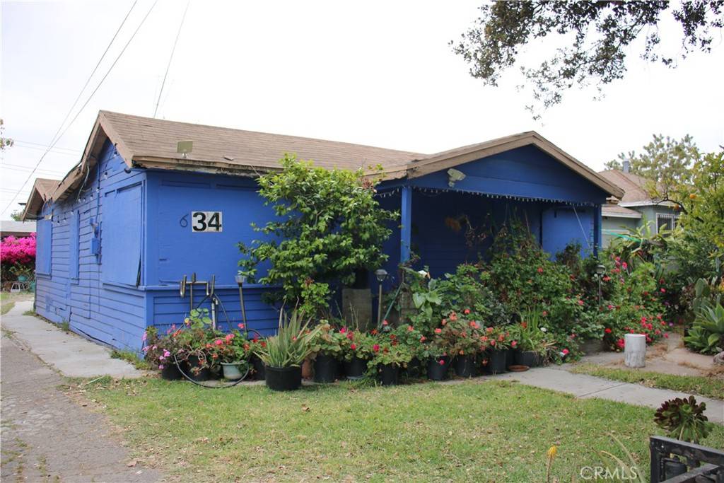 Santa Ana, CA 92707,634 E Central AVE