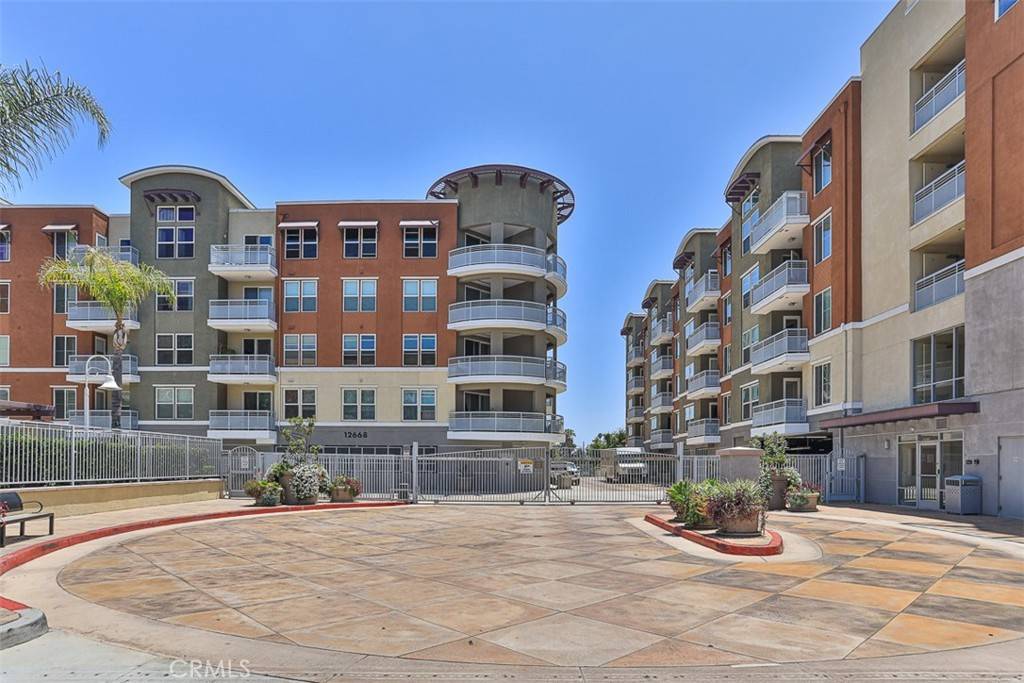 Garden Grove, CA 92840,12668 Chapman AVE #2403
