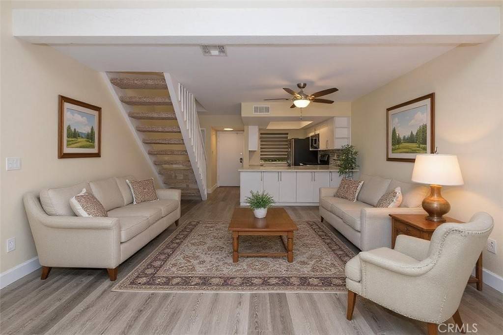 Placentia, CA 92870,237 Oahu WAY
