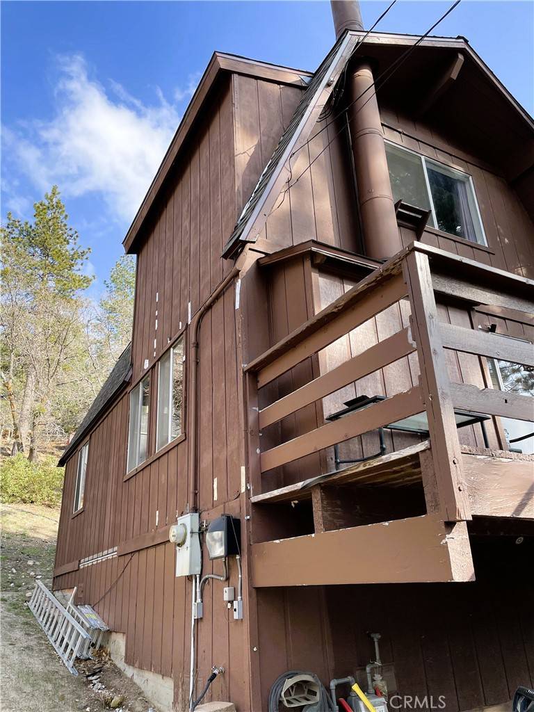 Running Springs, CA 92382,2401 Fir DR