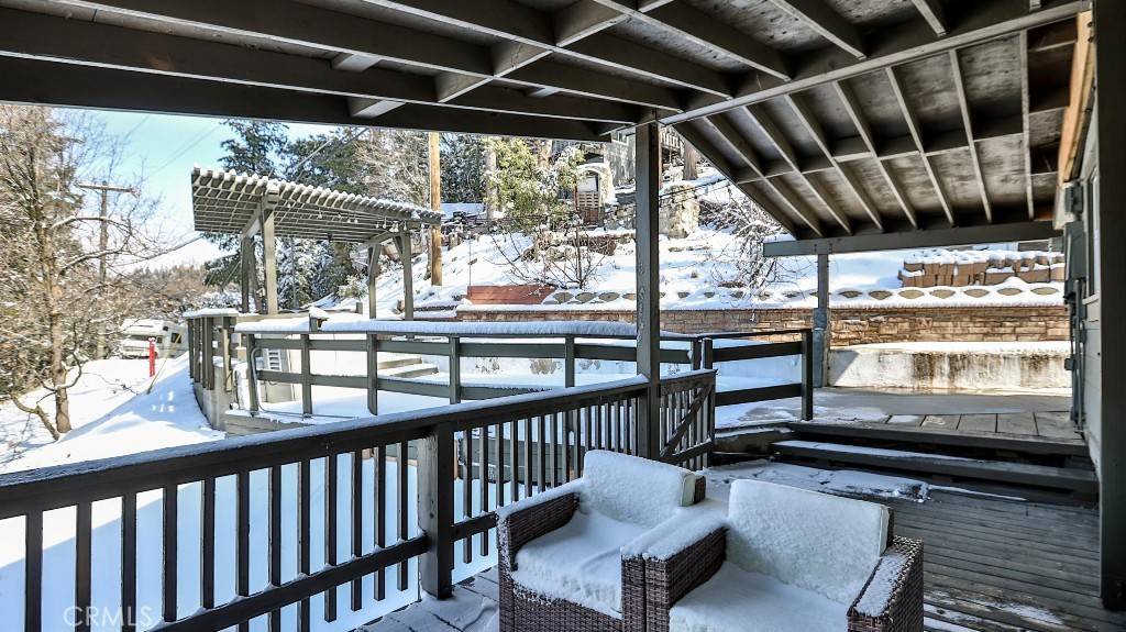 Crestline, CA 92325,25000 Scenic View DR
