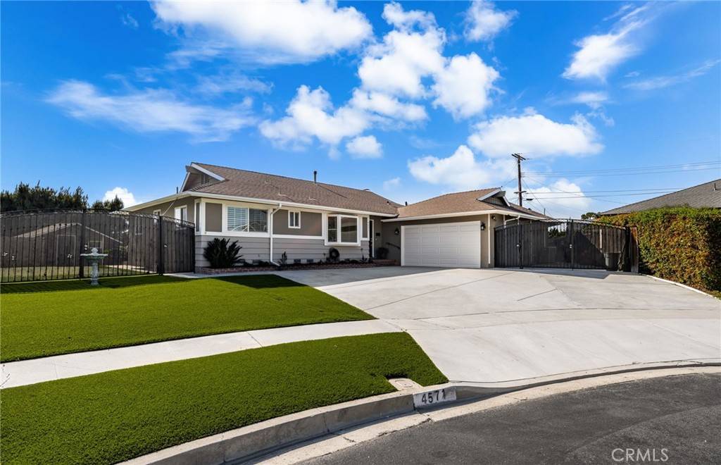 Yorba Linda, CA 92886,4571 Mimosa DR