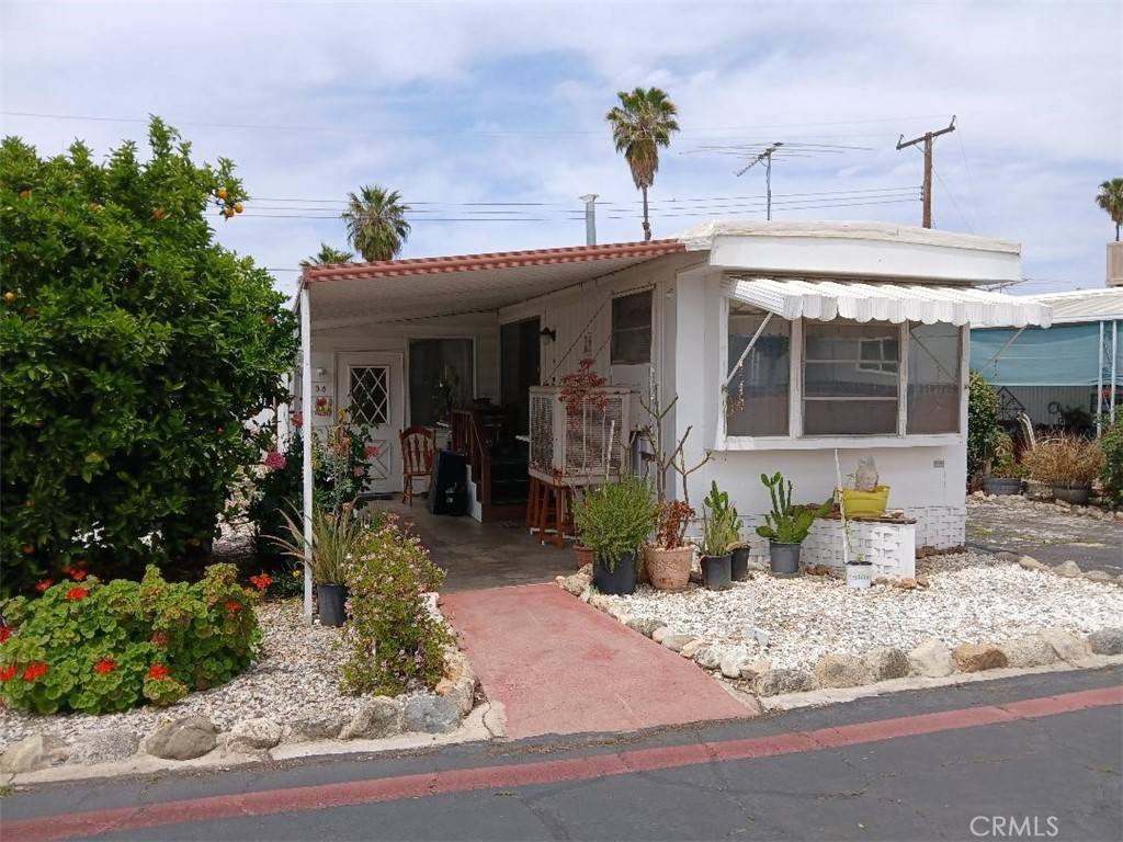 Yucaipa, CA 92399,13645 5th #35