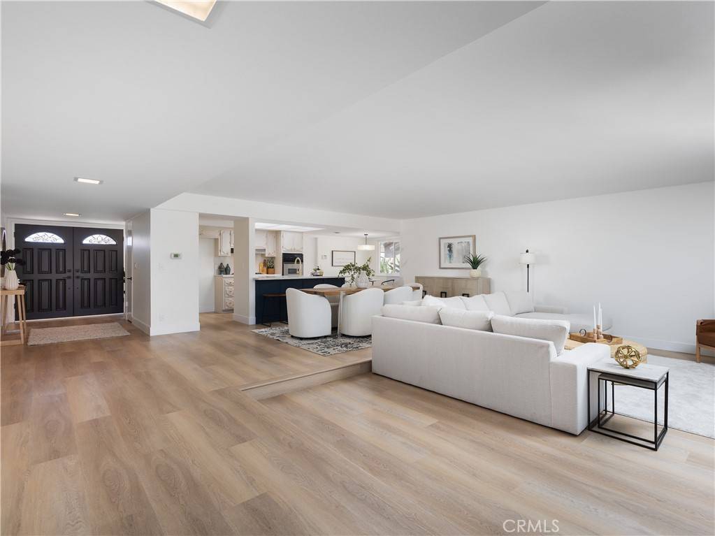Westminster, CA 92683,5322 Berkeley AVE