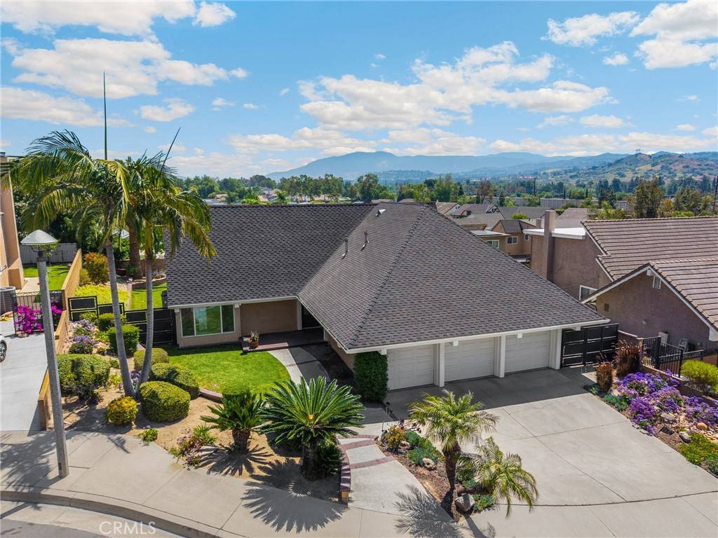 Yorba Linda, CA 92887,20770 Cottonwood Road