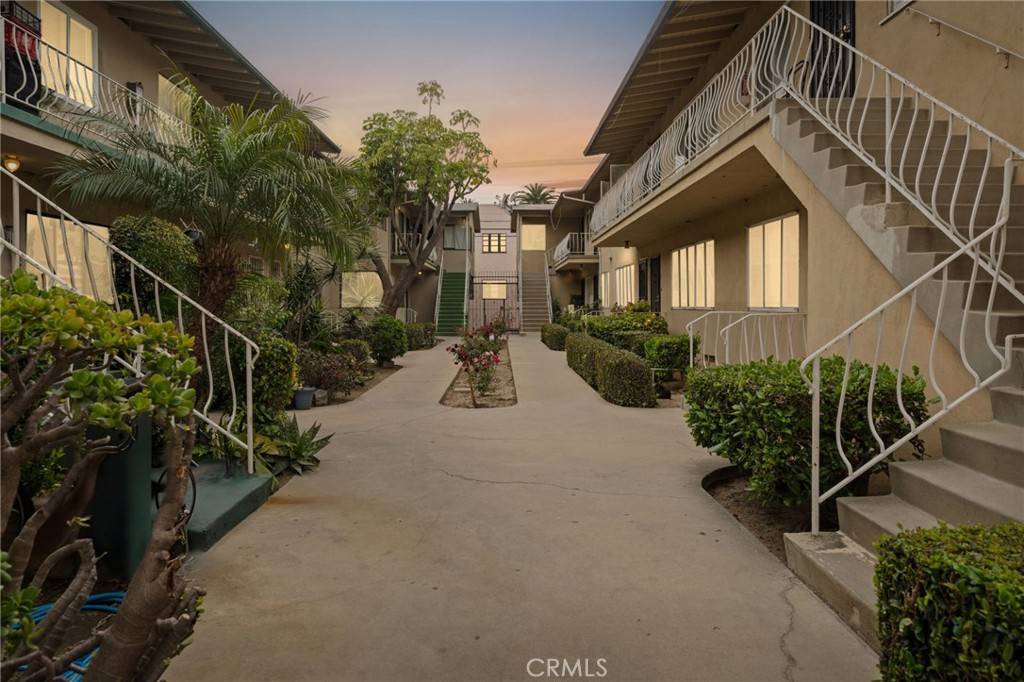 Long Beach, CA 90802,617 Cedar AVE #11