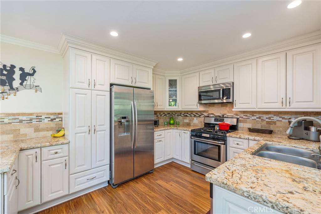 Mission Viejo, CA 92692,27681 Via Rodrigo