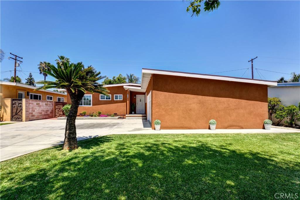 Santa Fe Springs, CA 90670,11209 Shade LN