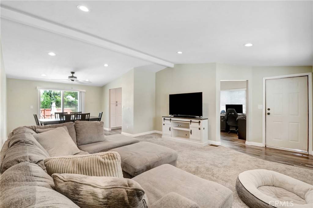 Phelan, CA 92371,9657 Candy CT