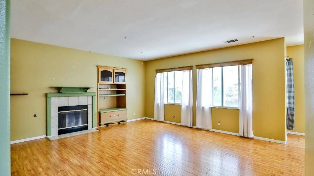 Stanton, CA 90680,10760 ELM CIR