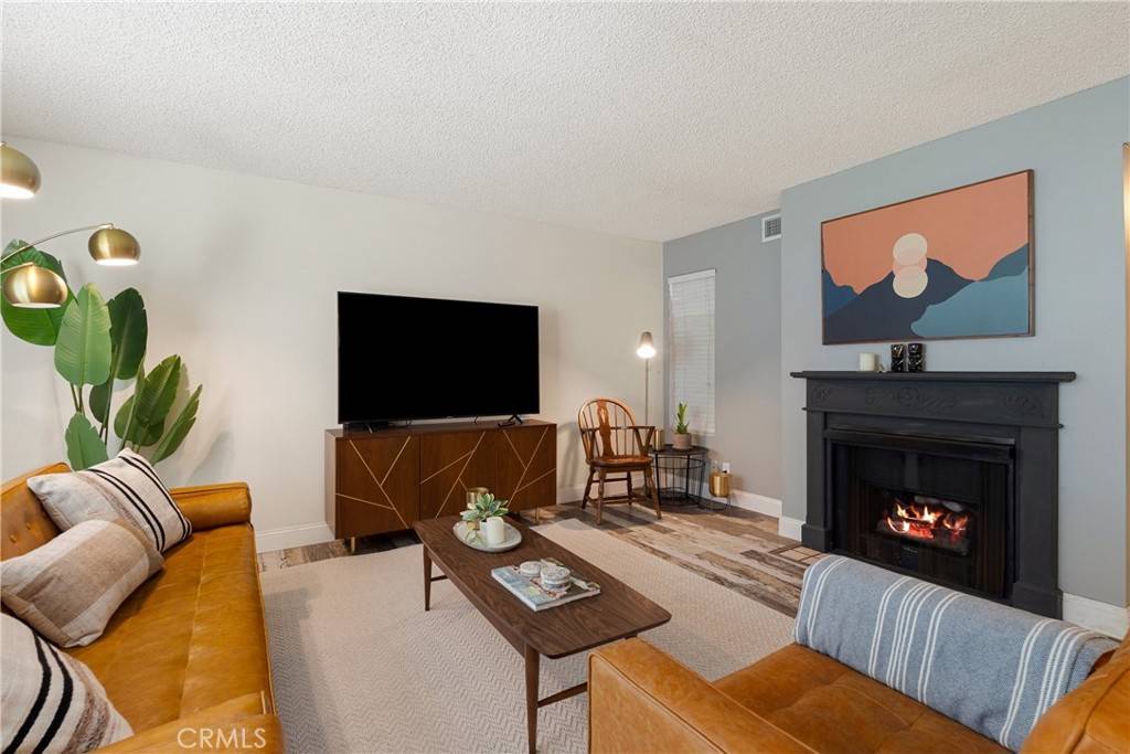 Long Beach, CA 90802,645 Pacific AVE #304