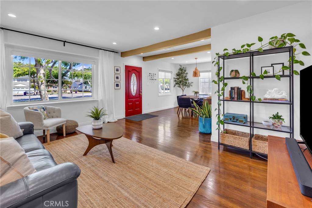 Long Beach, CA 90808,3743 N Studebaker RD