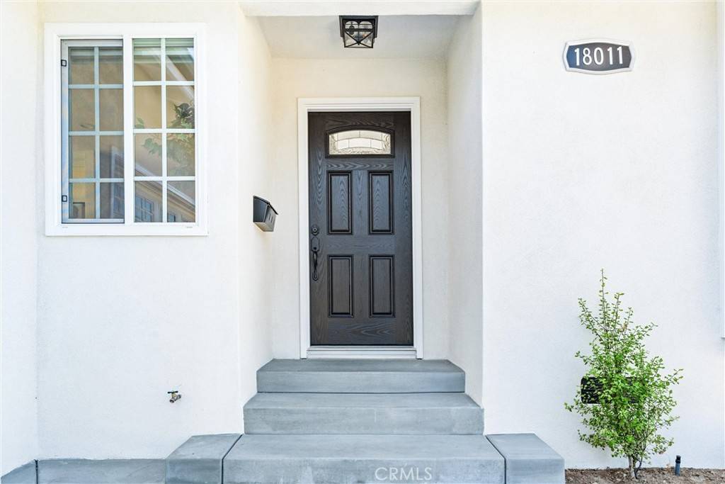 18011 Theodora DR Tustin, CA 92780