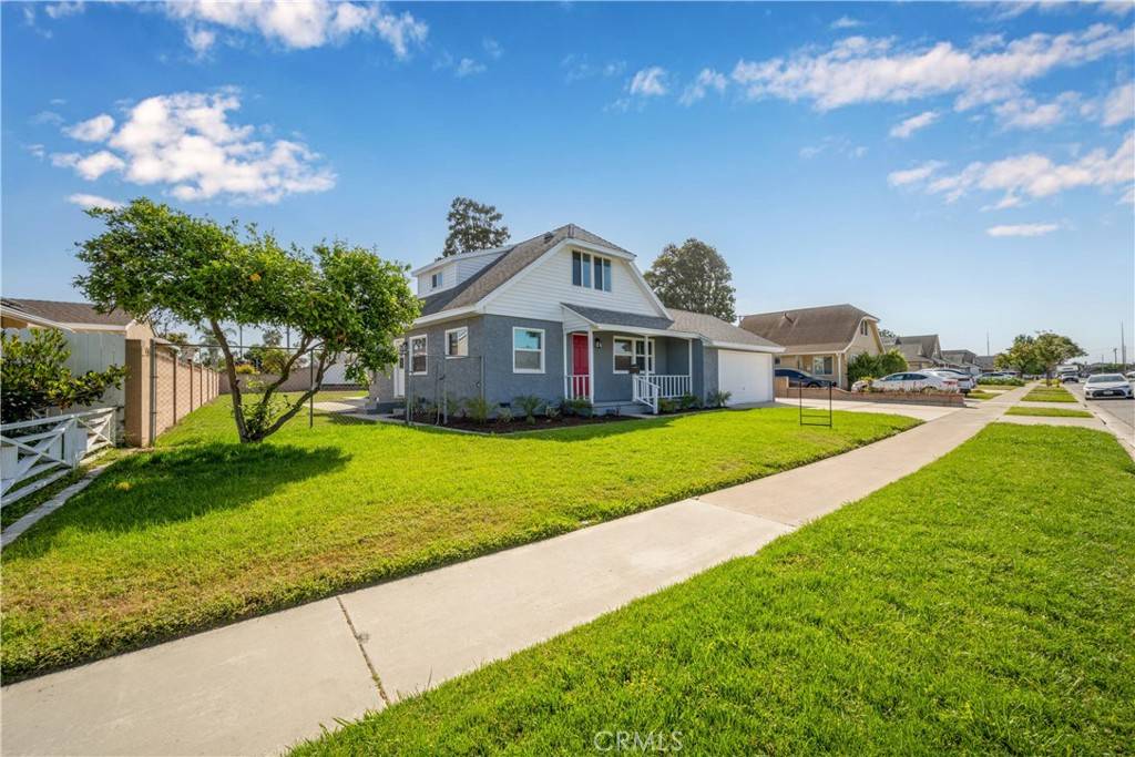 Westminster, CA 92683,6131 Chickasaw DR