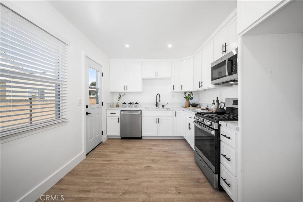 Westminster, CA 92683,6131 Chickasaw DR