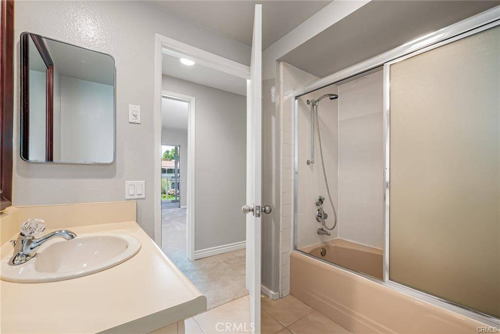 Laguna Woods, CA 92637,959 Calle Aragon #A