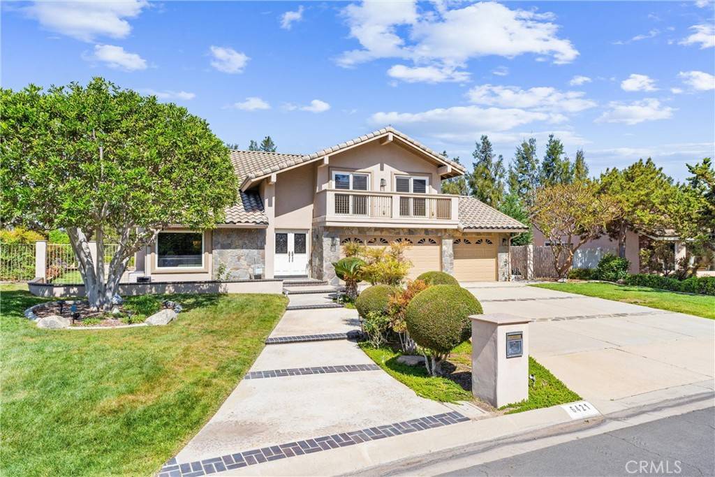 Yorba Linda, CA 92886,6421 Acacia Hill DR