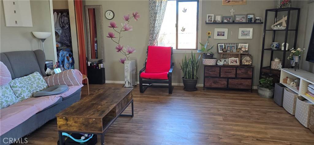 26359 Nalatapa RD Apple Valley, CA 92307