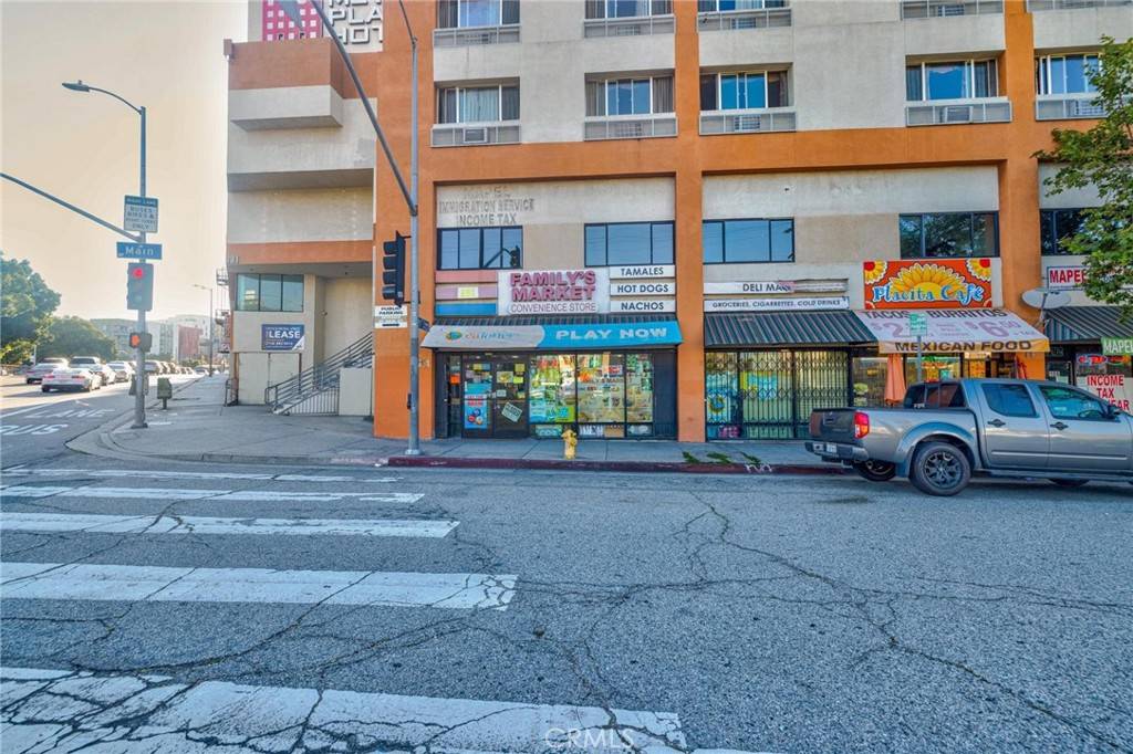 Los Angeles, CA 90012,711 N Main ST