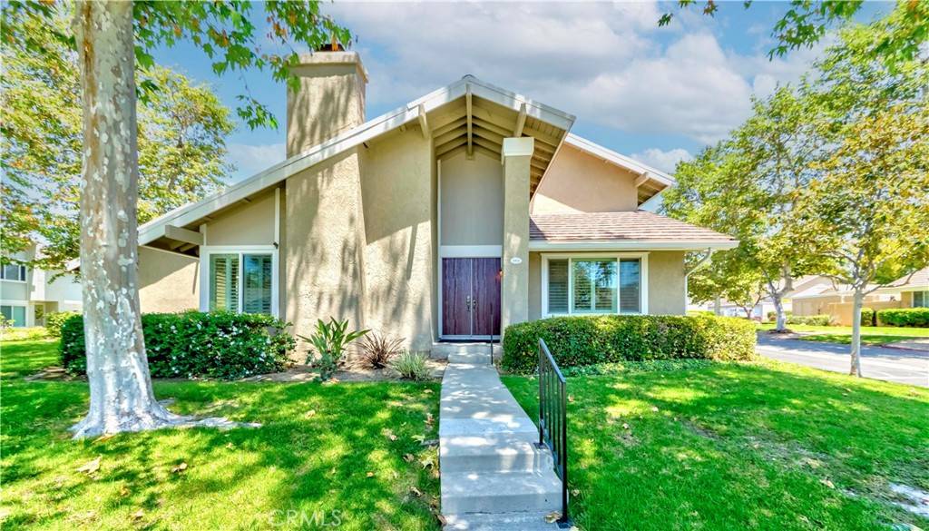Yorba Linda, CA 92887,5855 Via Sonora #39