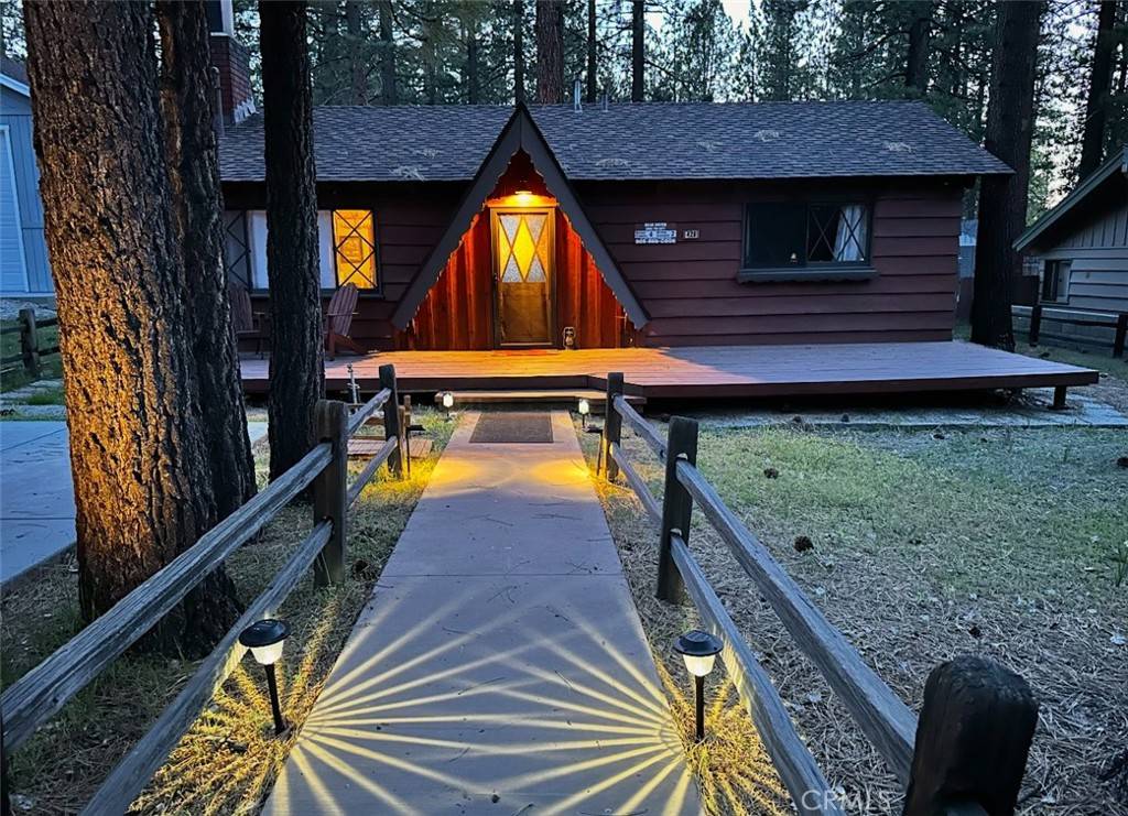 Big Bear Lake, CA 92315,428 Oriole DR