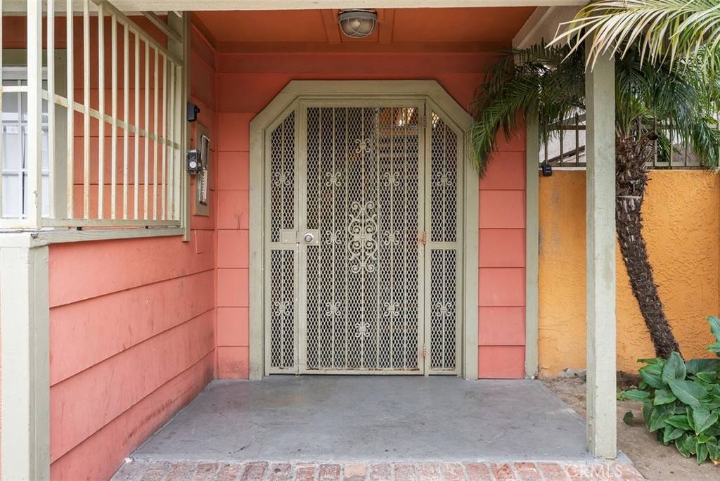 Long Beach, CA 90804,1061 Dawson AVE