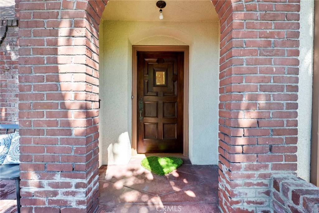 Santa Ana, CA 92706,2415 N French ST