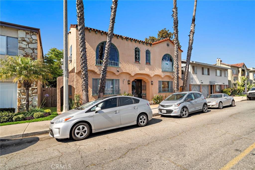 Long Beach, CA 90814,4251 E 4th ST