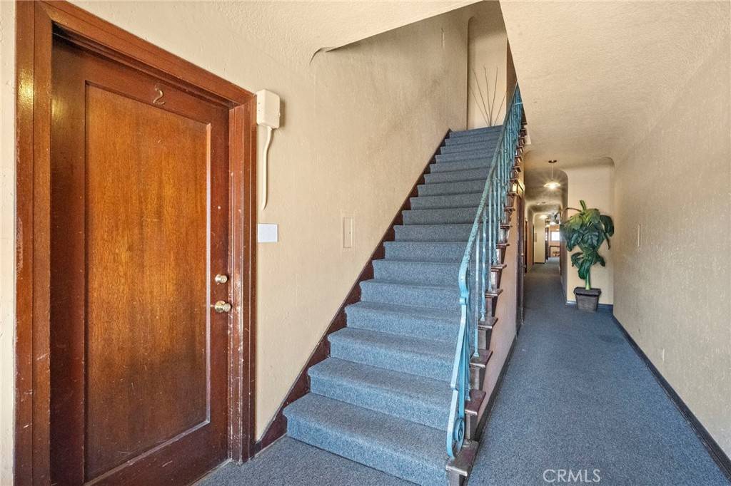 Long Beach, CA 90814,4251 E 4th ST