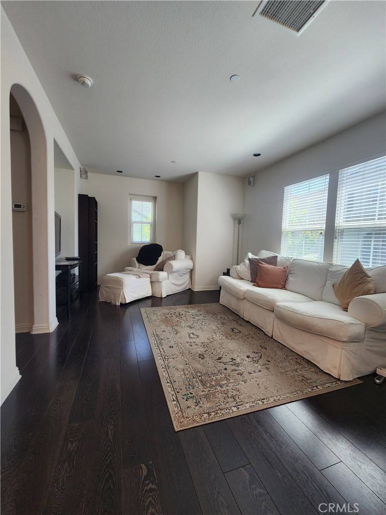 Anaheim, CA 92805,678 E Valencia ST #105