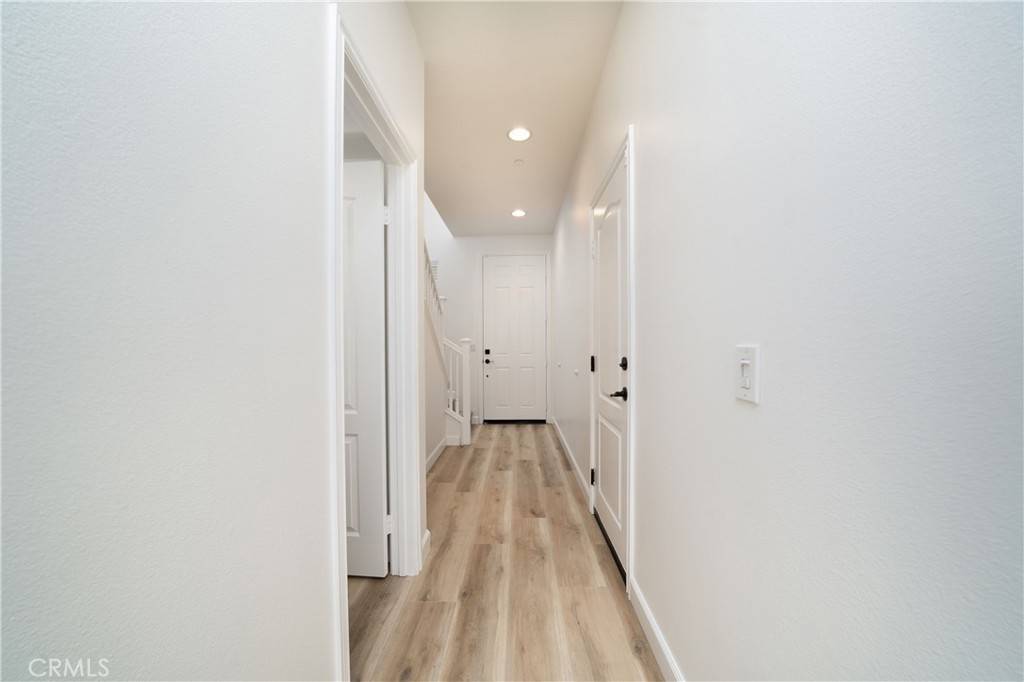 Stanton, CA 90680,8063 Cambria CIR