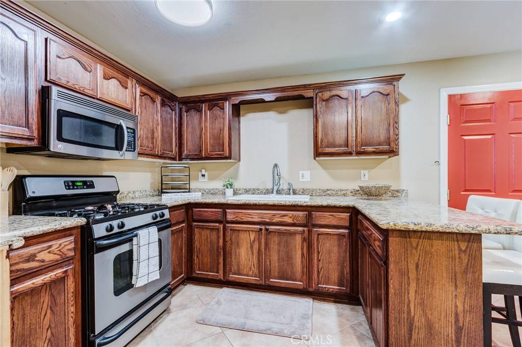Lynwood, CA 90262,11428 Peach ST