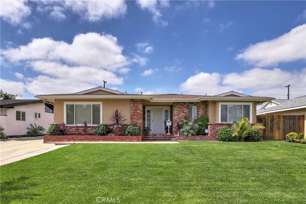 La Mirada, CA 90638,14522 San Feliciano