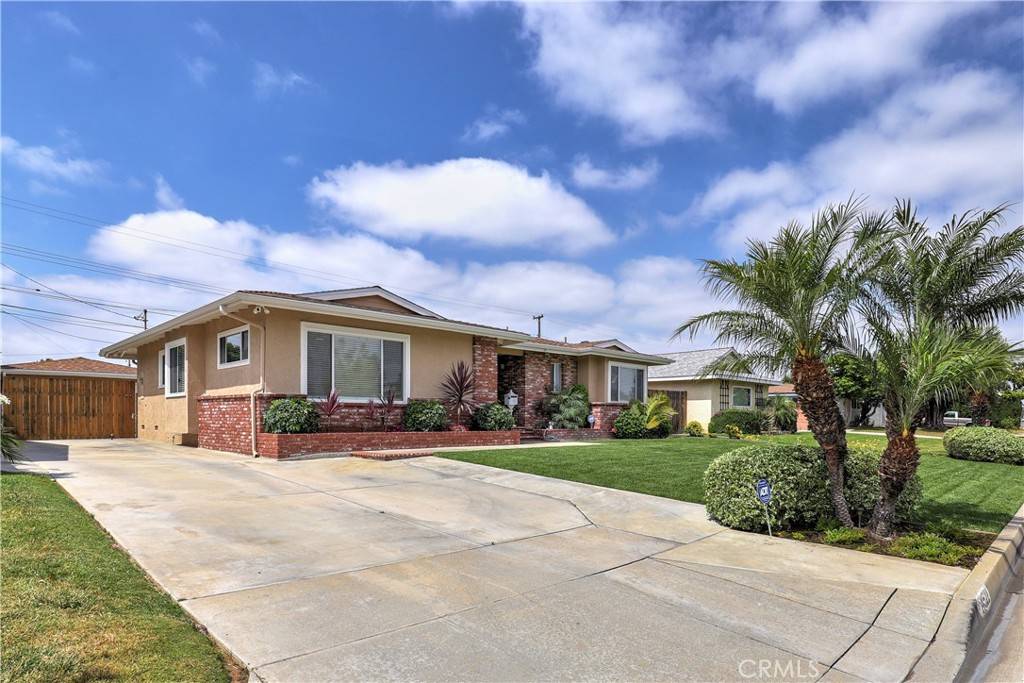 La Mirada, CA 90638,14522 San Feliciano