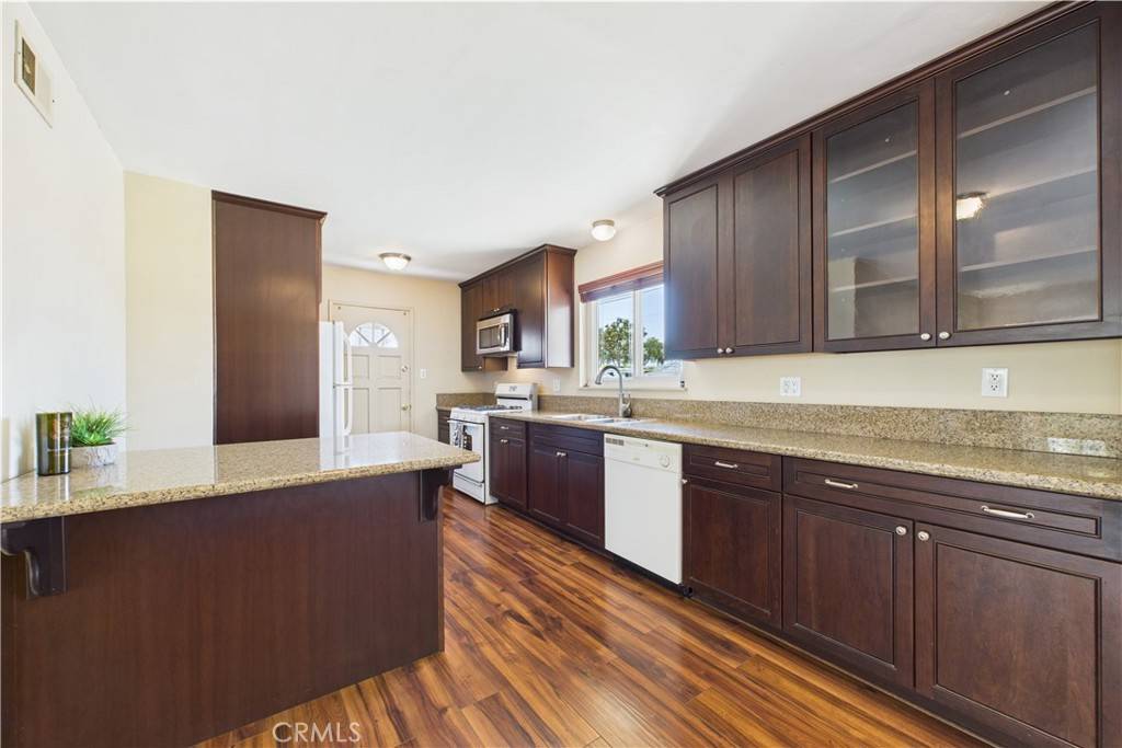 Cypress, CA 90630,10002 Saint Elizabeth CIR