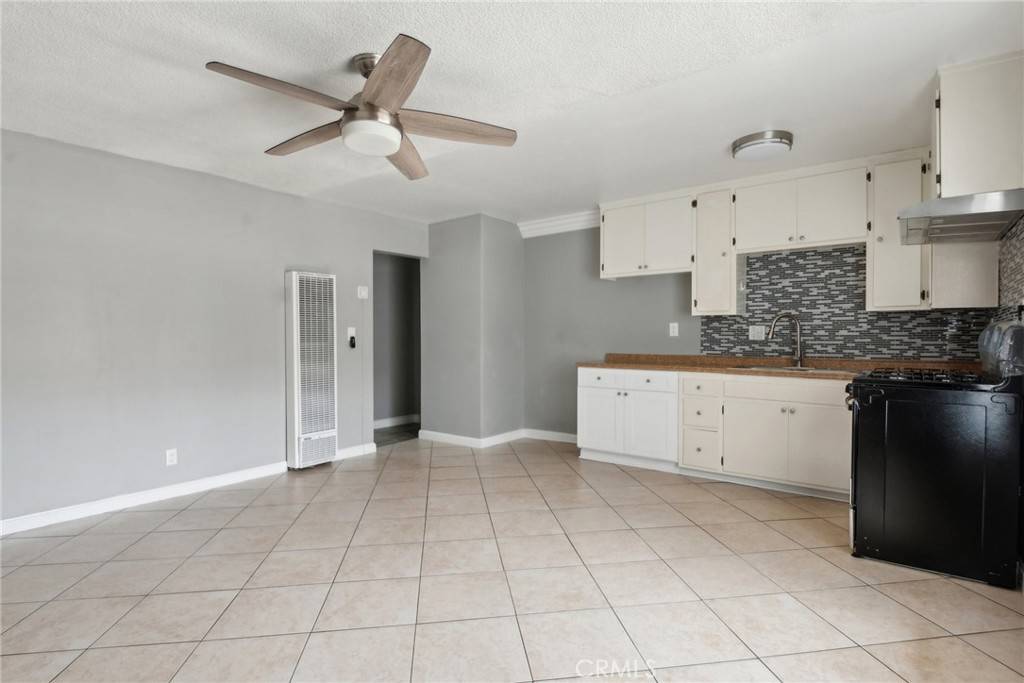 Norwalk, CA 90650,11926 Olive ST #2