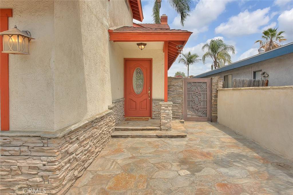 Riverside, CA 92503,14452 Harvey LN