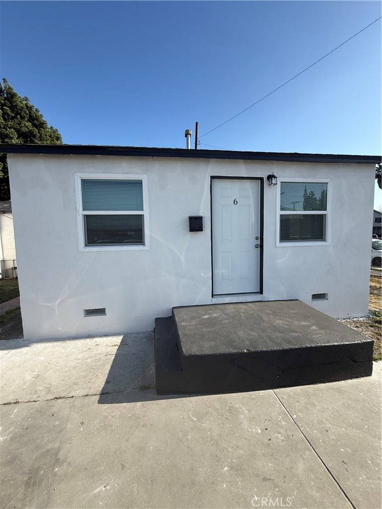 Bell Gardens, CA 90201,7134 Granger AVE #6